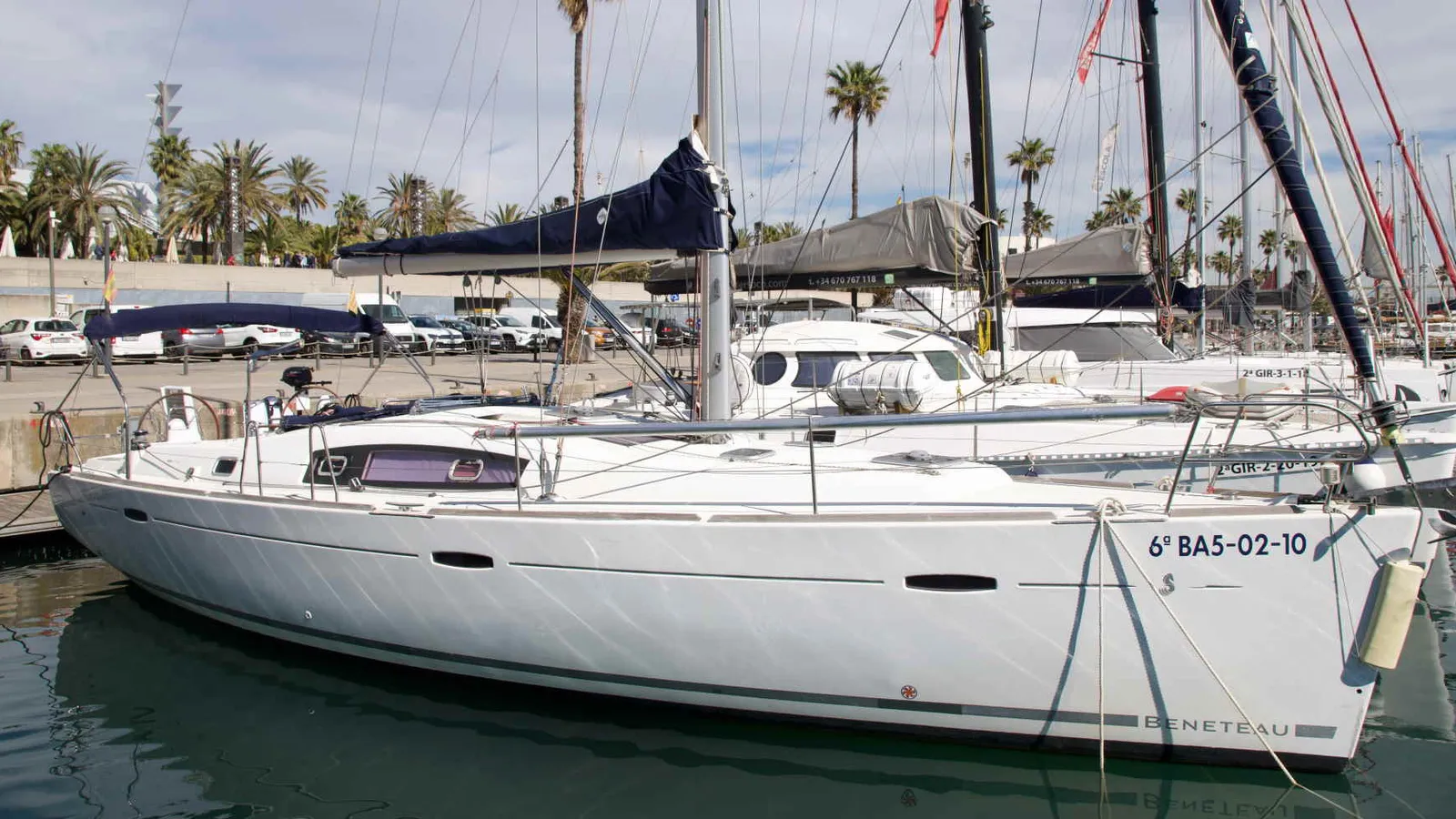 Privé dagcharter Barcelona – zeilen op de Middellandse Zee vanaf Port Olímpic