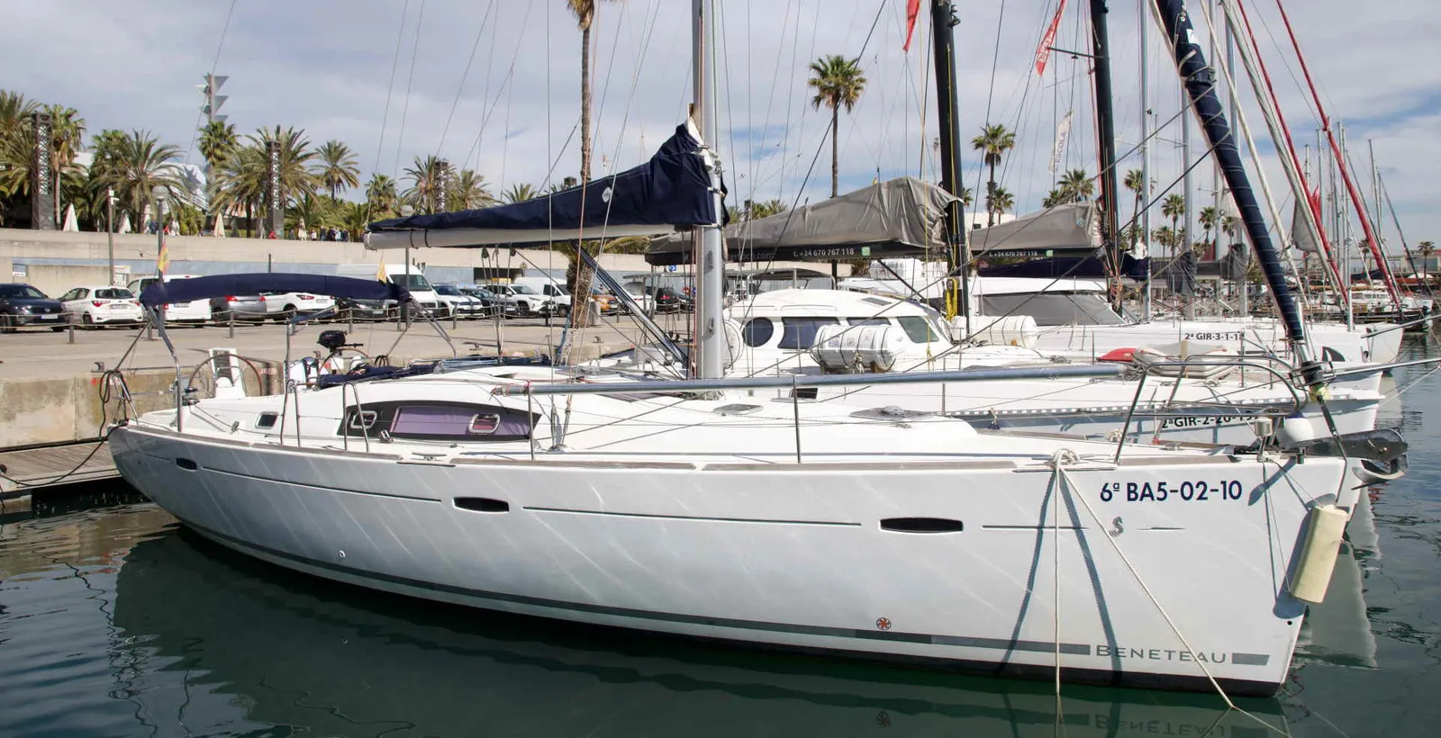 Location de bateau privé à l'heure à Barcelone - départ flexible depuis le Port Olímpic